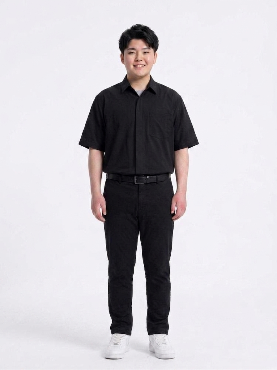 黒シャツ黒パンツ大きいサイズ