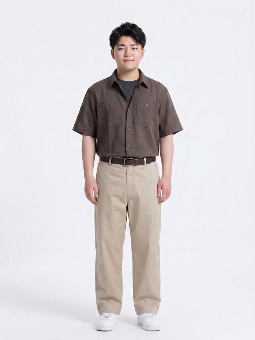 ブラウンシャツベージュパンツ大きいサイズ